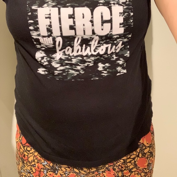 Lot of 2 Tek Gear workout v-necks - Picture 6 of 6